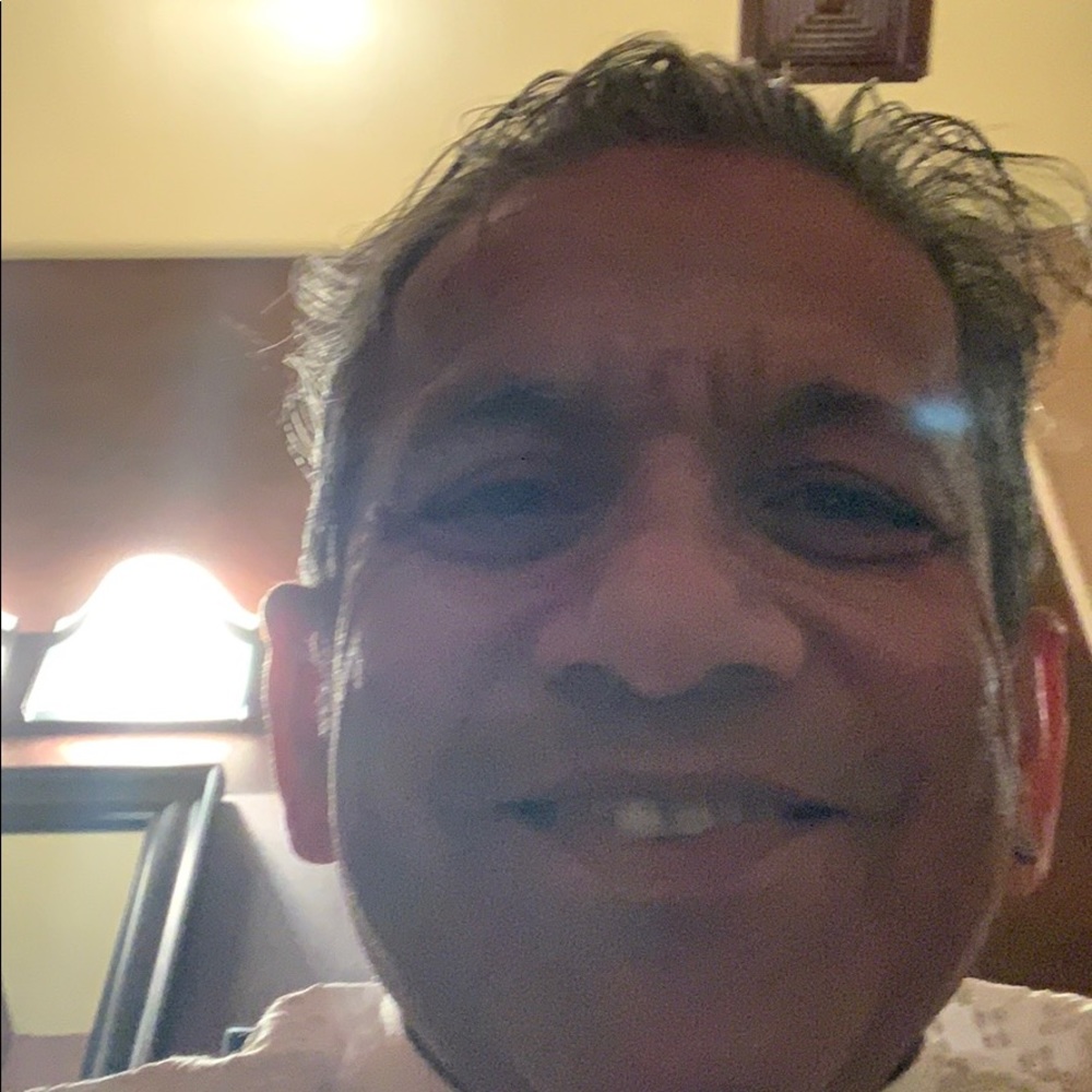 Meet your Posher, Syed